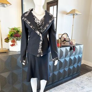 ST JOHN 3 piece suit